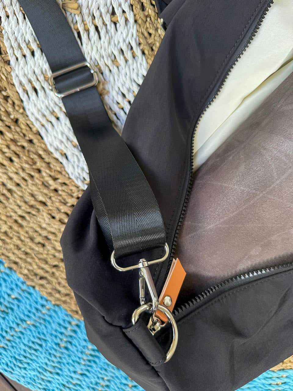 Black sport bag
